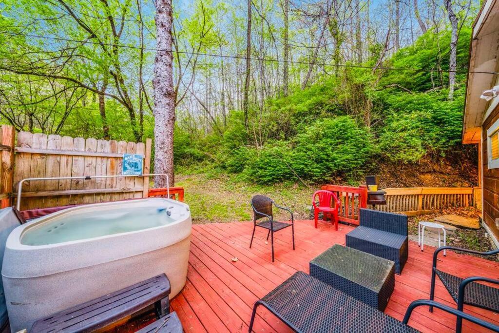 Cozy Cub Mountain Escape Villa Gatlinburg Luaran gambar